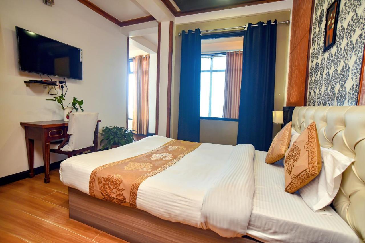 Sood'S Himalayan Vista Hotel Kalimpong Buitenkant foto